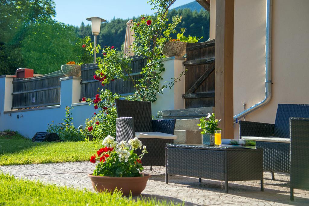 Appartement- Und Wellnesshotel Winkler Falzes