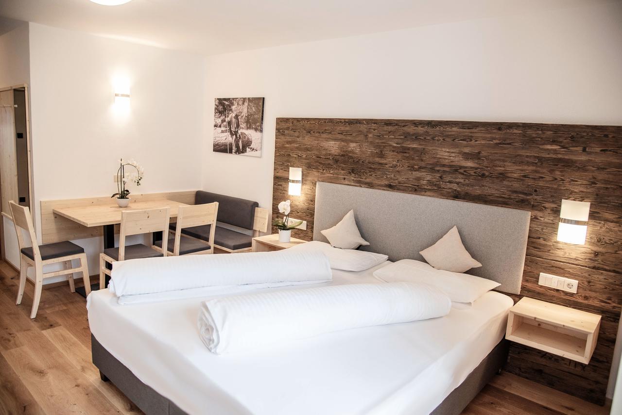 Appartement- Und Wellnesshotel Winkler Aparthotel Falzes