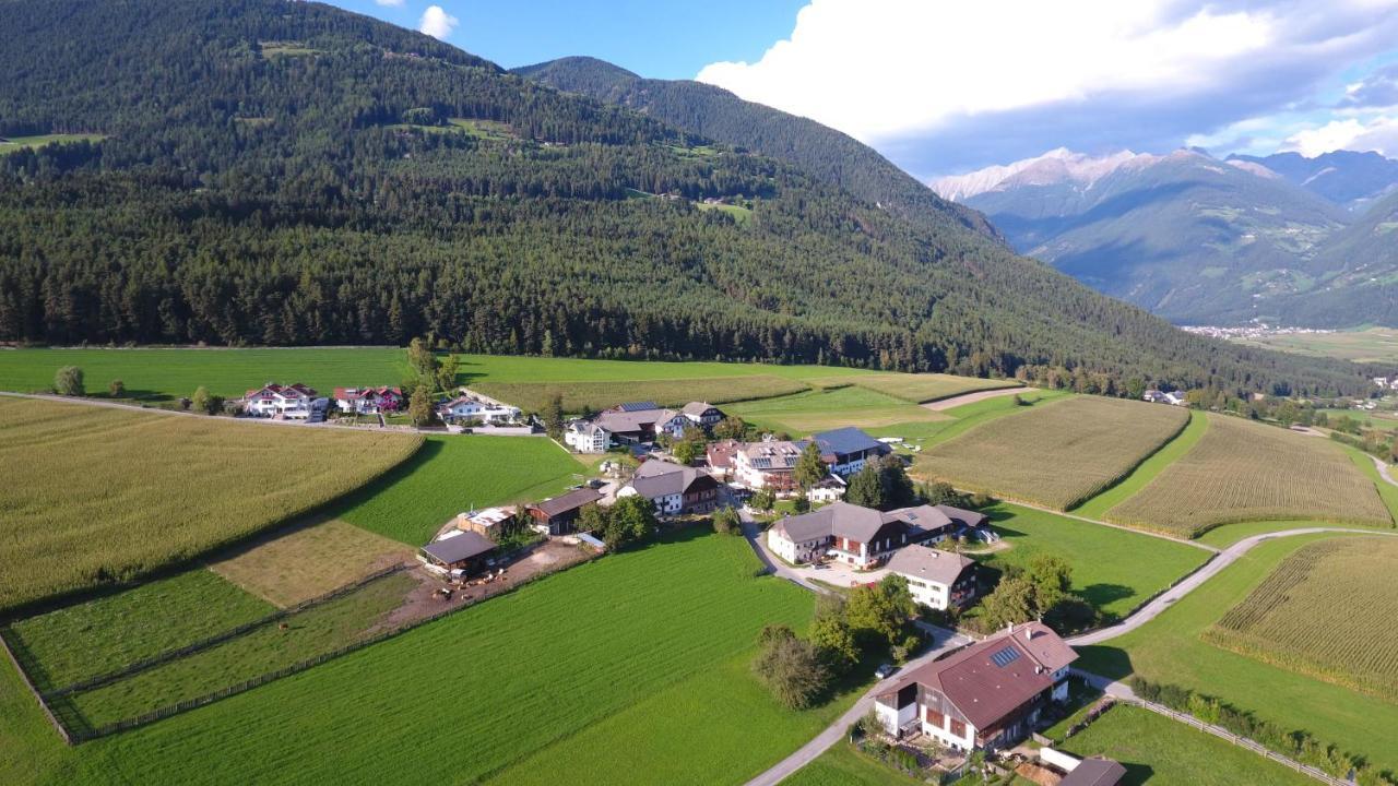 Appartement- Und Wellnesshotel Winkler Aparthotel Pfalzen